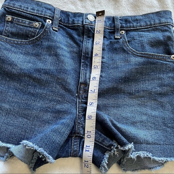 GAP Size 27 Blue Denim shorts - Picture 6 of 13